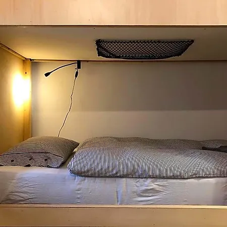 Do Mar Hostel