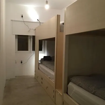 Do Mar Hostal